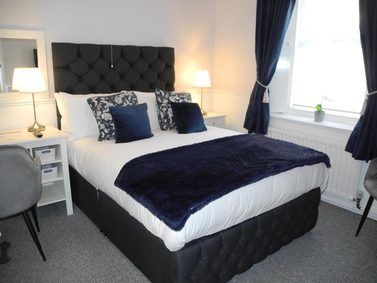 Heathcliff House B&B Exclusively For Adults Free Large Carpark Торкі Екстер'єр фото