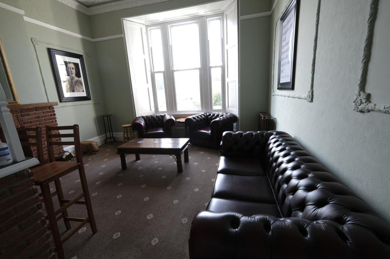 Heathcliff House B&B Exclusively For Adults Free Large Carpark Торкі Екстер'єр фото