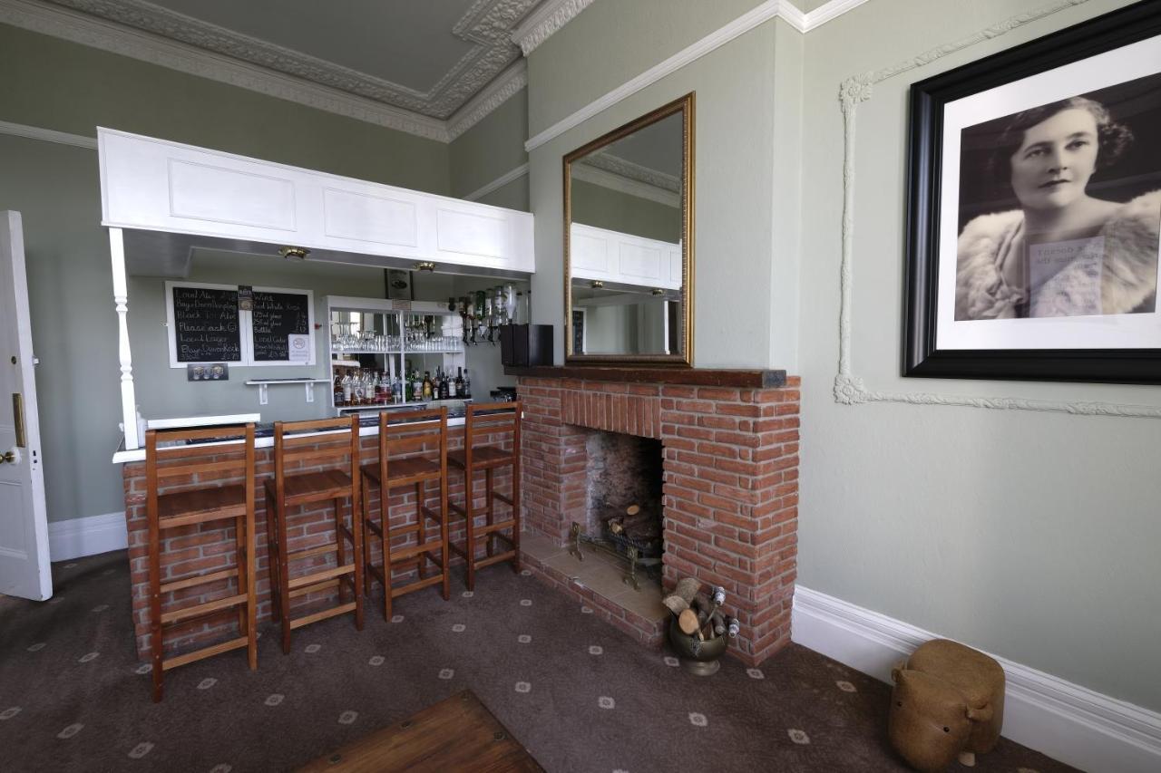 Heathcliff House B&B Exclusively For Adults Free Large Carpark Торкі Екстер'єр фото