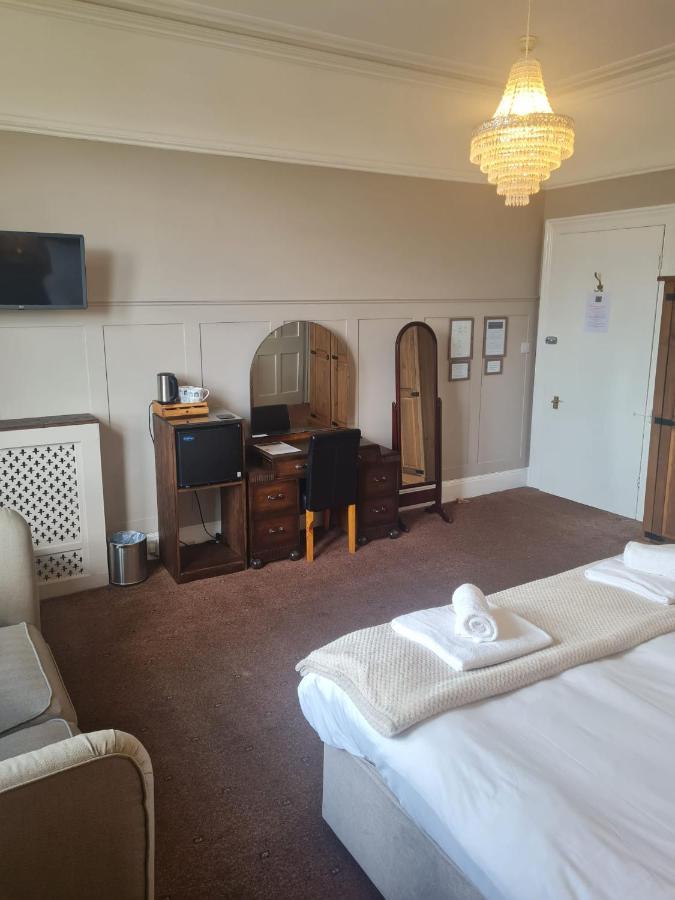 Heathcliff House B&B Exclusively For Adults Free Large Carpark Торкі Екстер'єр фото