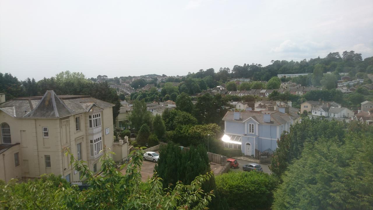 Heathcliff House B&B Exclusively For Adults Free Large Carpark Торкі Екстер'єр фото